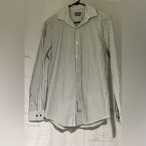 Kenneth Cole Reaction slim fit men’s button down size small